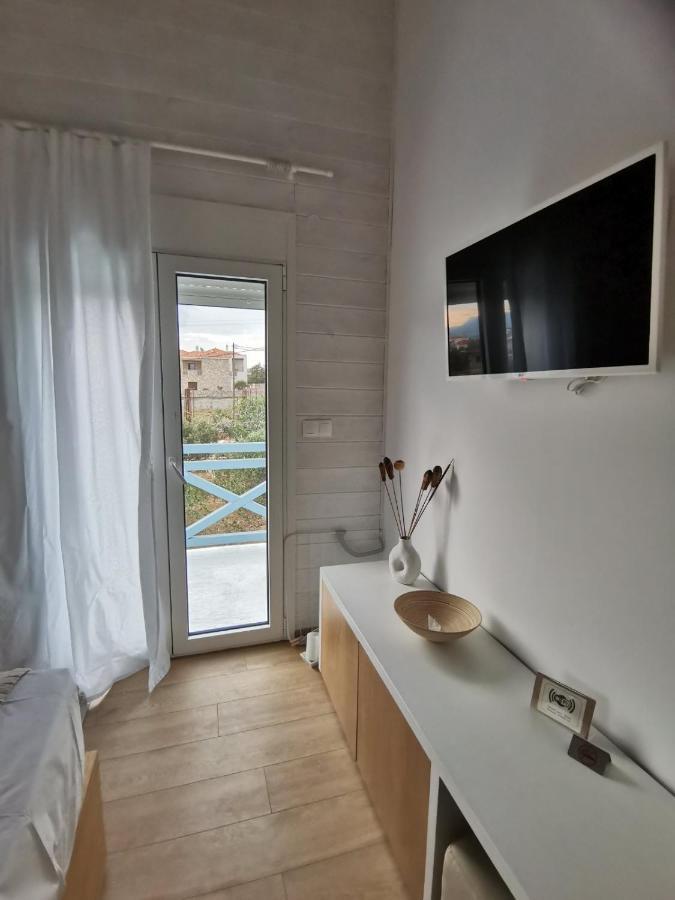 Sea And Sand Apartment เอลาฟอนนิซอส ภายนอก รูปภาพ